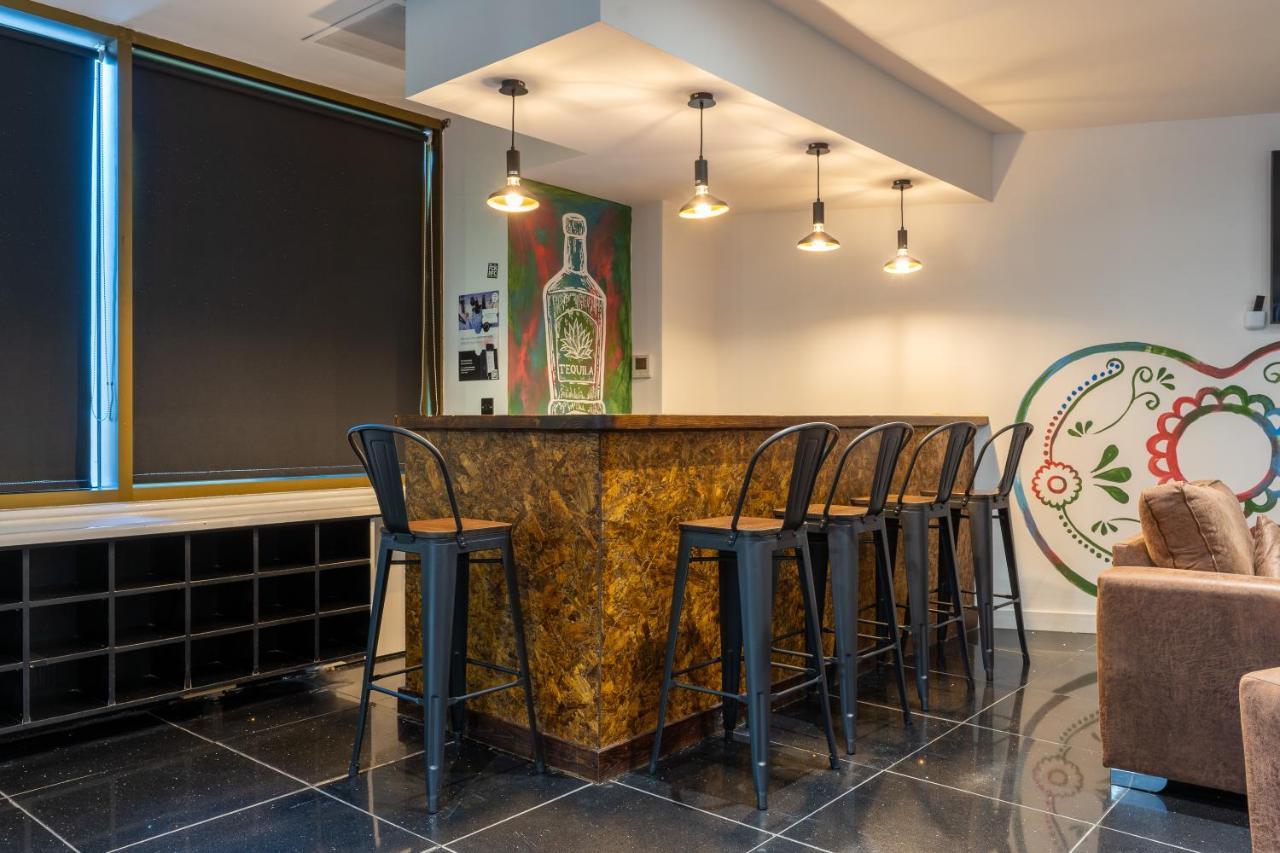 The Bling Hotel By Ustay Aparthotels Liverpool Exteriör bild