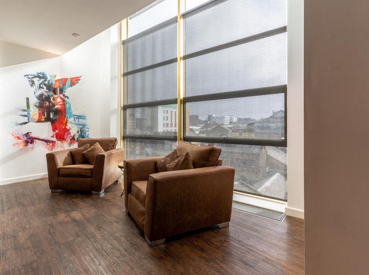 The Bling Hotel By Ustay Aparthotels Liverpool Exteriör bild