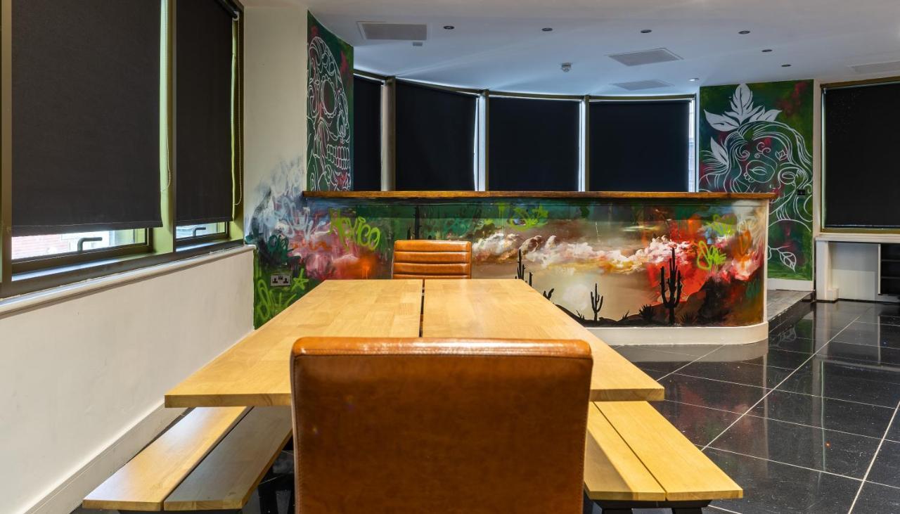 The Bling Hotel By Ustay Aparthotels Liverpool Exteriör bild