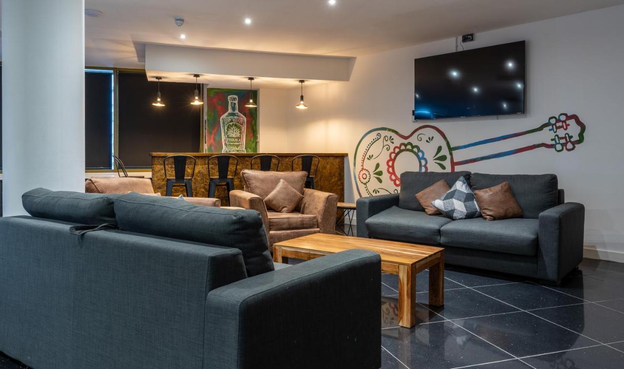 The Bling Hotel By Ustay Aparthotels Liverpool Exteriör bild